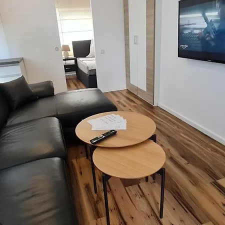 Handwerkerwohnung-monteurunterkunft 아파트 *