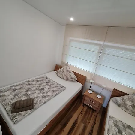 Handwerkerwohnung-monteurunterkunft 아파트